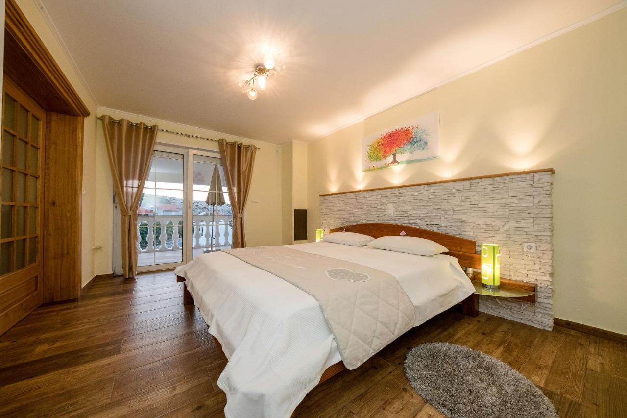 Spomenka Zvonko Apartment *