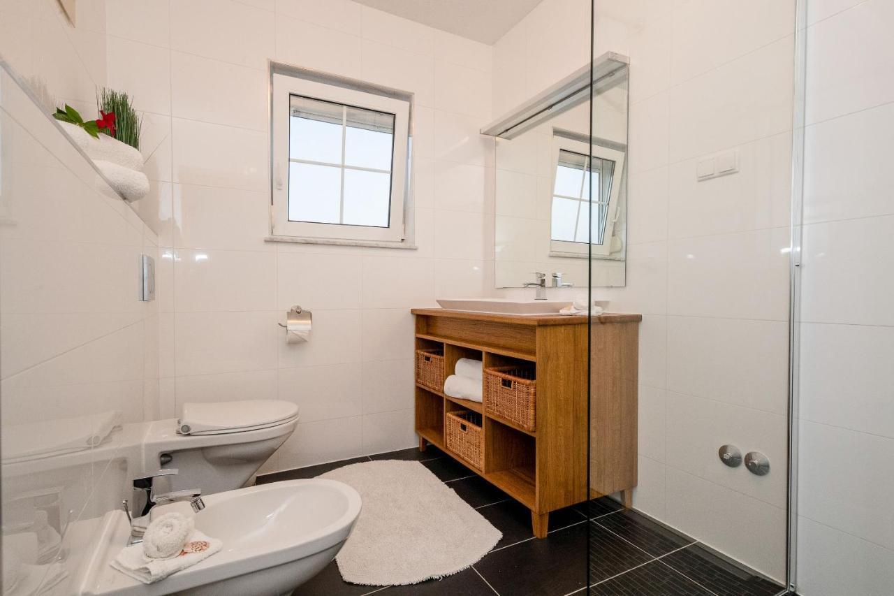 Spomenka Zvonko Apartma *