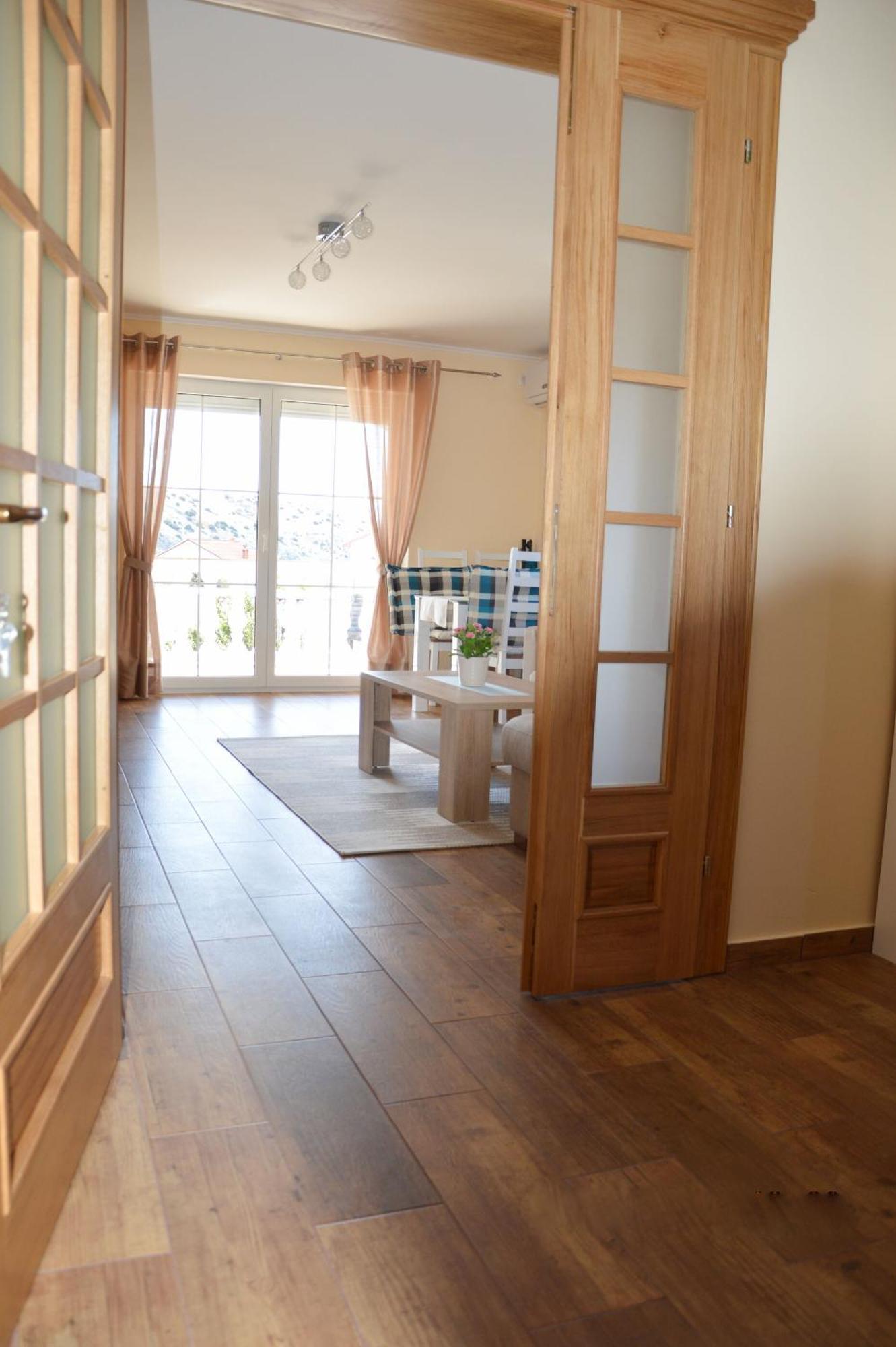 Spomenka Zvonko Apartment *